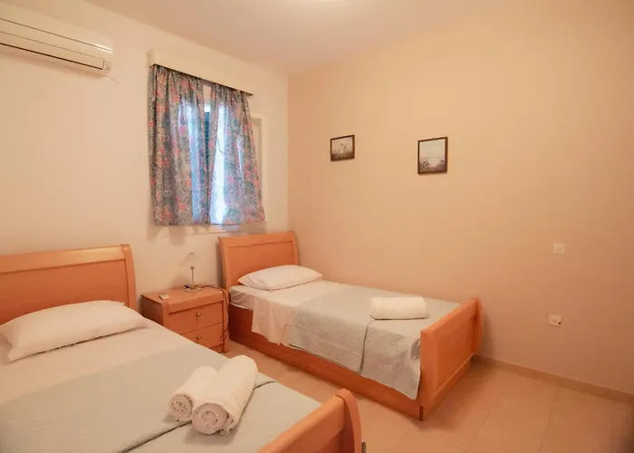 Anastasia 60 - Blue Private Homes